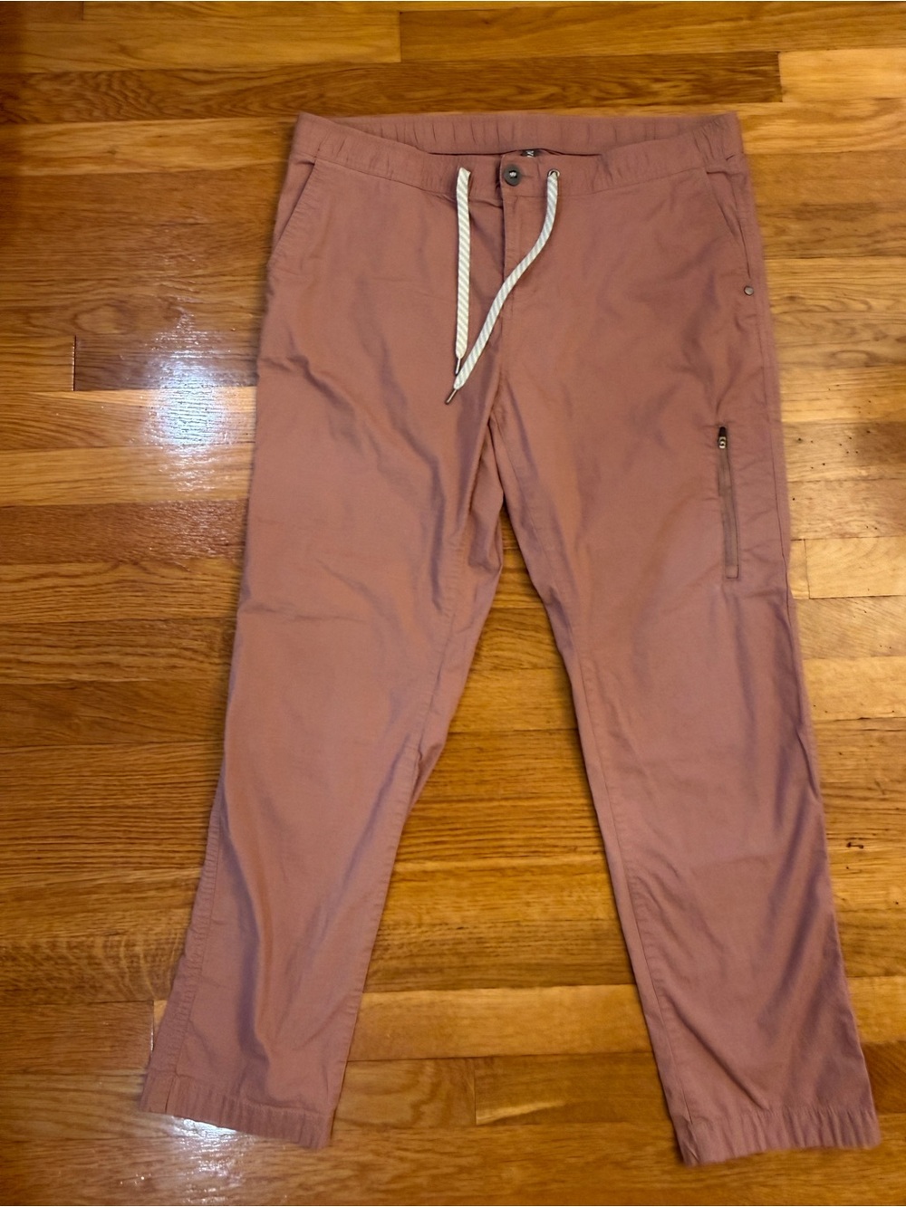 Vuori Women's Ripstop Pant in Terracotta - Size XL